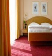 Hotel Kurfuerstendamm Am Adenauerplatz Berlin Exterior photo